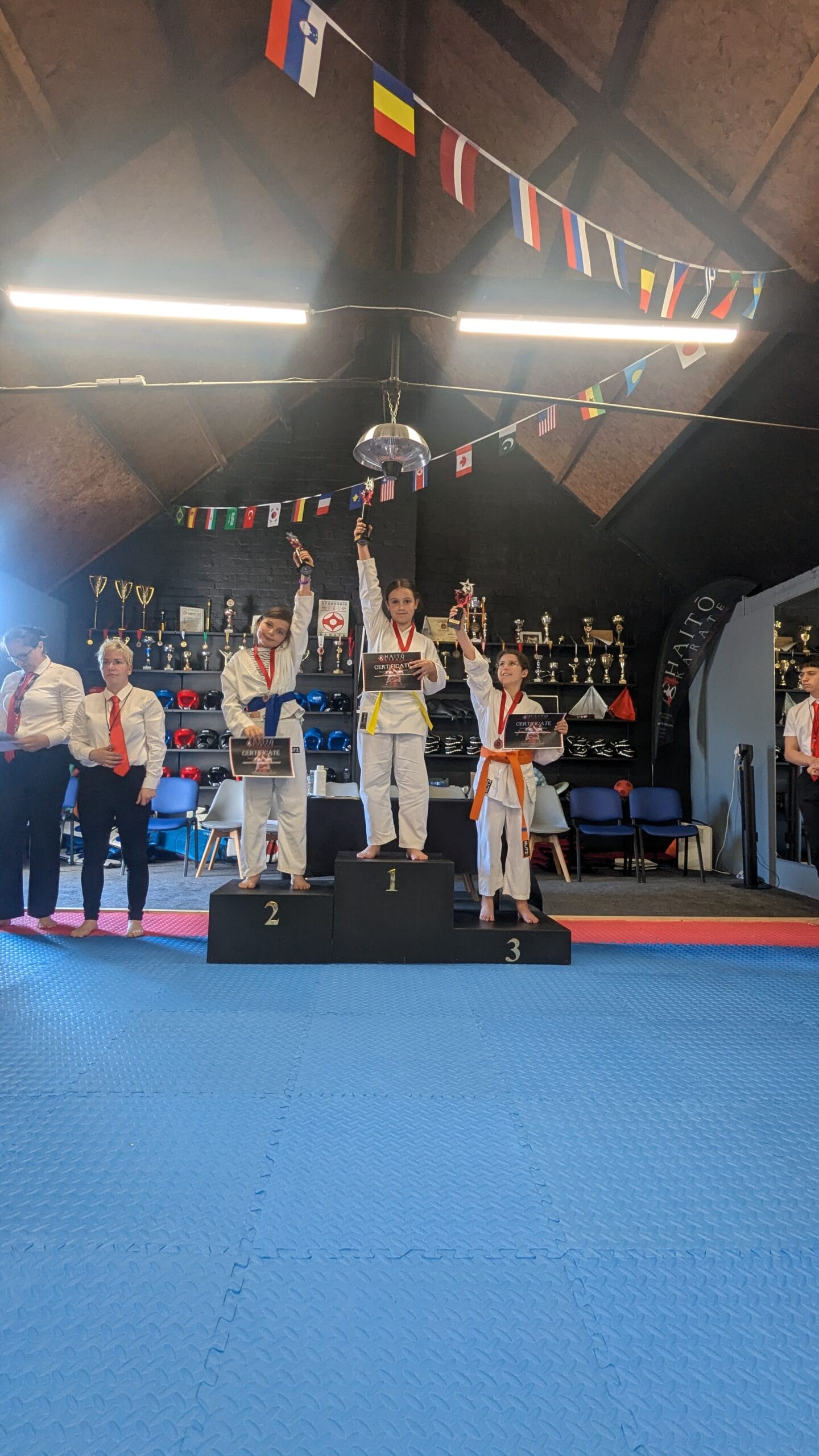 GIRLS 8-9 YEAR OLD DIVISION (heavier weight)