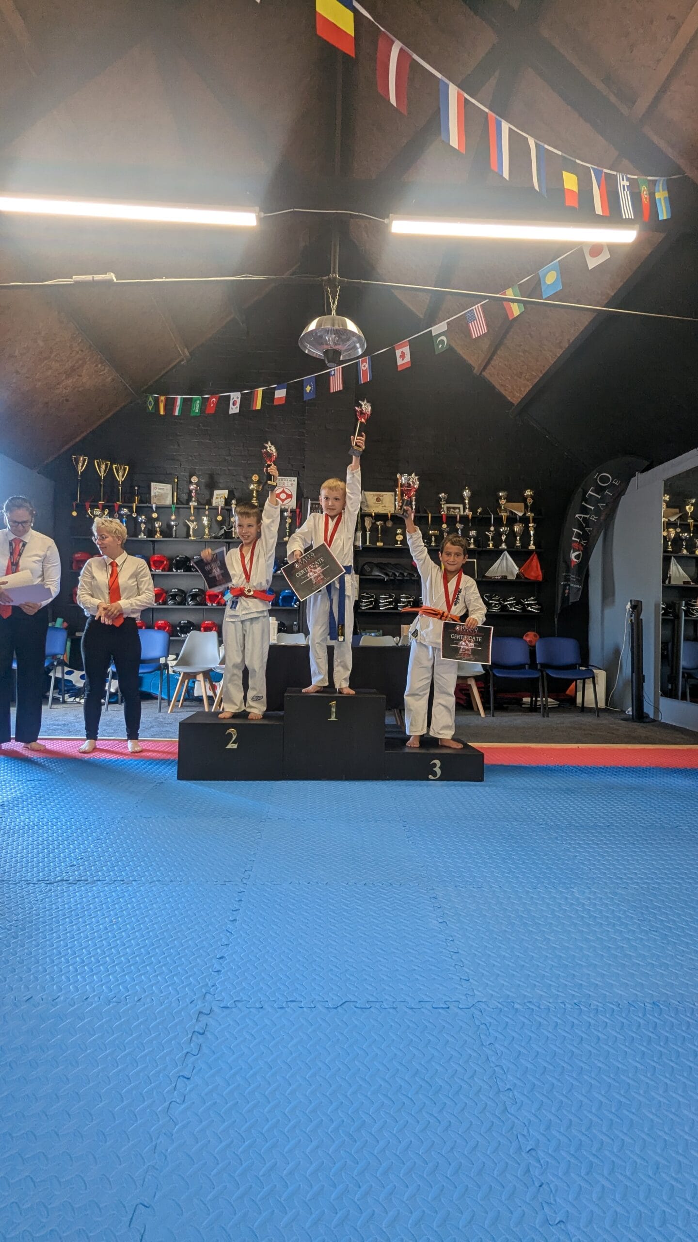BOYS 8-9 YEAR OLD DIVISION (lighter weight)